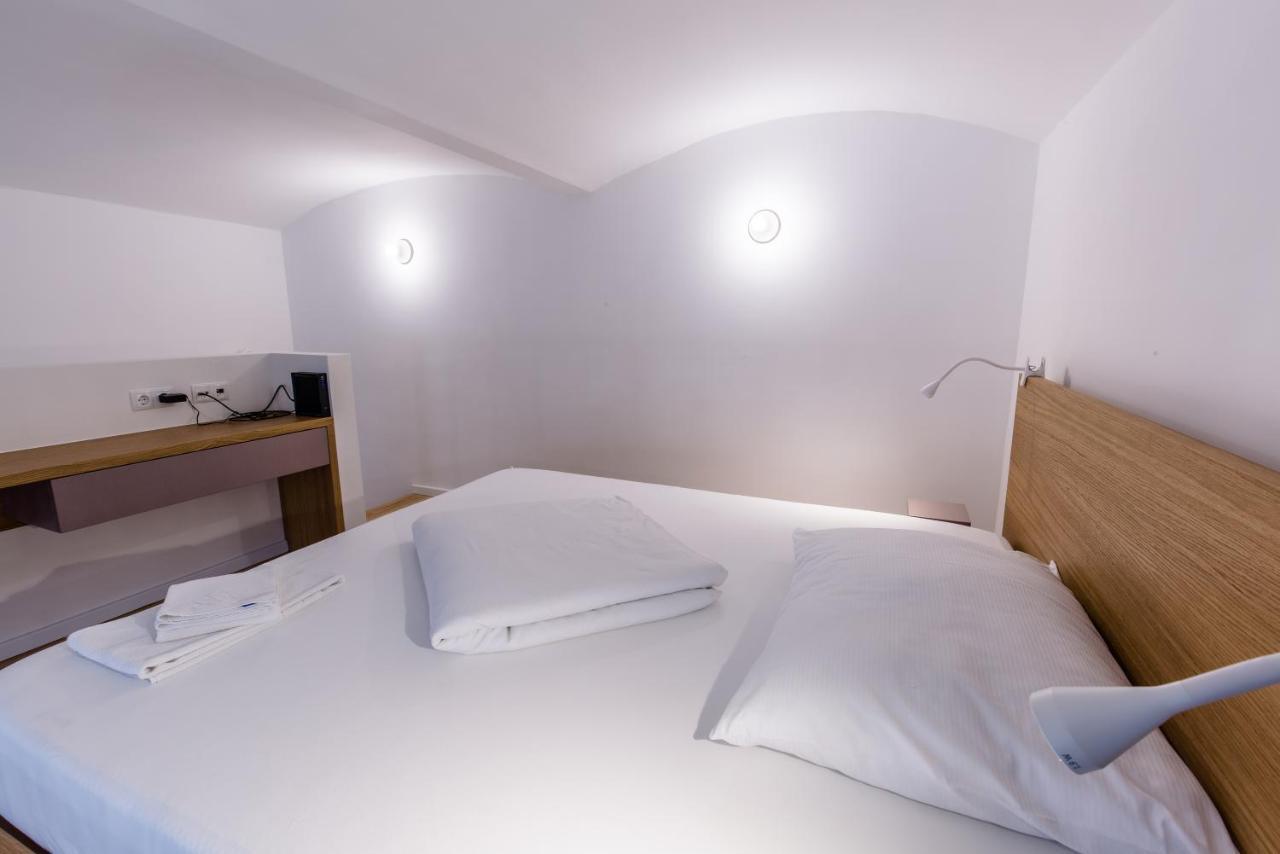 Grosszuegiges Apartment Mit Lounge Naehe Naschmarkt Bécs Kültér fotó